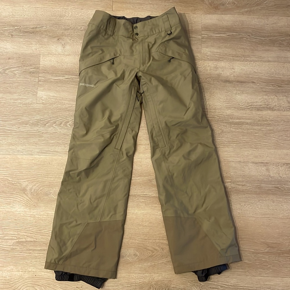 LIKE NEW Patagonia Men’s Snow Pants M